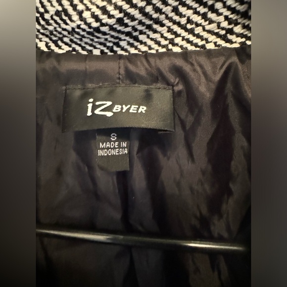 IZ Byer black and white plaid button up womens pea coat - Picture 3 of 7